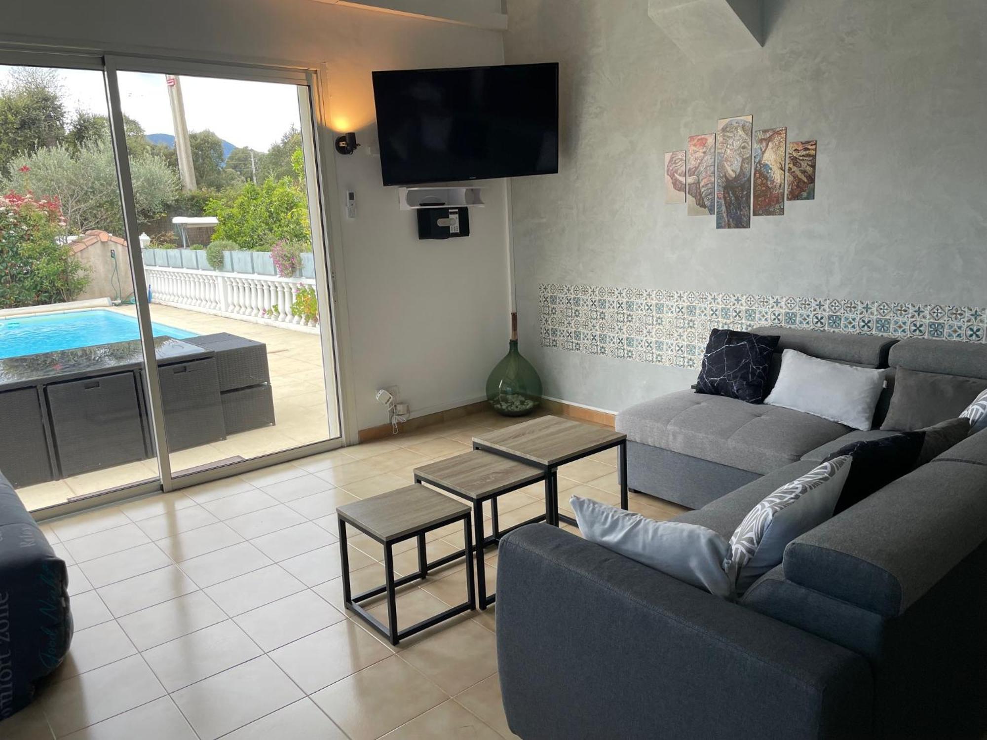Villa Tous Conforts Avec Piscine Privee Et Acces Plage เซวิออน ภายนอก รูปภาพ