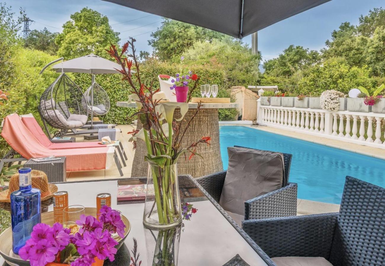 Villa Tous Conforts Avec Piscine Privee Et Acces Plage เซวิออน ภายนอก รูปภาพ